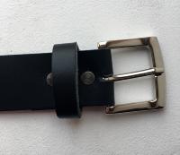 CPF19 - Ceinture cuir noir modèle "classique" avec boucle de ceinture finition Nickel 